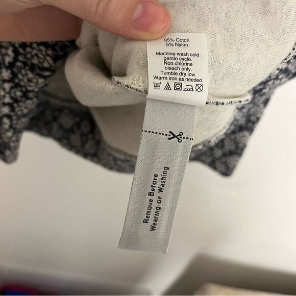 J Crew NWOT Long Sleeve Floral Sweatshirt 95% Cotton Accent Stitched Size M - Picture 5 of 7